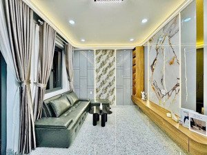 siêu phẩm 49.5m2 ngay phạm văn đồng, bình thạnh. giá: 2 tỷ 610. shr, mua ở hoặc cho thuê đều tốt