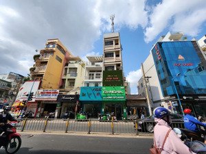 bán nhà mặt tiền trung tâm quận 3 , hai bà trưng - 4,2x17m -5 tầng -vị trí đất địa - giá: 35 tỷ