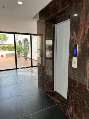 chính chủ cho thuê nhà mới xây, 2 mặt tiền, 98m2_ 4t; nhà hàng, kd, vp, phố nguyễn thị định-33 tr