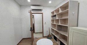duy nhất căn hộ chung cư urban hill,108m, 3pn-2wc-ô xe hầm-sẵn hợp đồng thuê-giá 10.5 tỷ.