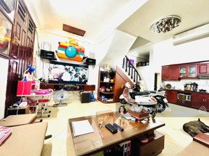 bán nhà ngọc lâm, bồ đề, gần phố, nhà dân xây, lô góc, mặt tiền rộng, 38m2, giá 8 tỷ