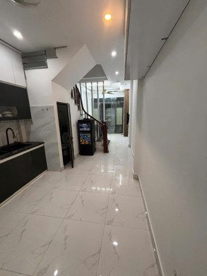 bán nhà riêng 4pn, 30m2, 6 tỷ tại tây mỗ, nam từ liêm, hà nội đẹp, nhiều tiện ích