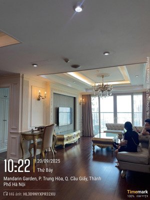 quỹ căn hộ mandarin 3pn2wc 130m có cửa sổ hướng ra hồ điều hoà .gia thuê chỉ từ 19tr lh 083.681.616