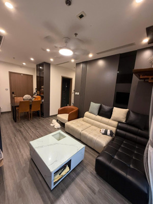 mình cần cho thuê căn 2ngủ2vs toà tonkin - nội thất da sang trọng - giá 13tr