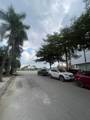 bán đất kinh doanh trục chính đường đôi khu đô thị khai sơn. kinh doanh sầm uất ngày đêm