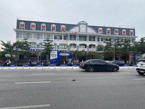 bán nhà dòng tiền xuân phương ,nam từ liêm 6 tầng thang máy 15 phòng full đồ thu nhập 80tr/t