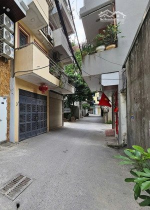 bán gấp nhà ngã tư nhổn - ô tô vào nhà 42m2 - 4 tầng - 6,1 tỷ