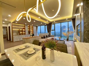 bán gấp ch cao cấp sun grand city - 69b thụy khuê, 140m2, 3pn, căn góc, view hồ tây lh: 