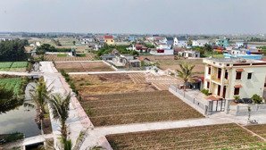 cần bán lô đất sổ đỏ full thổ cư 100m2 mặt biển