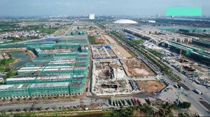 liền kề 63m2 xẻ khe giá tốt nhất vinhomes cổ loa, gần chung cư, trường học và đường lớn. xây 5 tầng