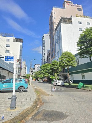 chủ giảm 2 tỷ cần sang nhượng tòa căn hộ dịch vụ ngay trung tâm lõi biển đà nẵng.