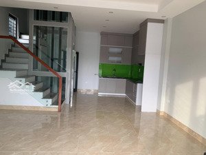 nhà mới nguyễn văn linh - long biên