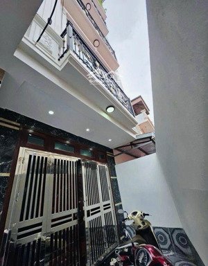 bán nhà đẹp ở ngay gần phố ngô quyền, 41.7m2, 5pn, 2wc siêu hot chỉ với giá tốt chỉ hơn 9 tỷ.