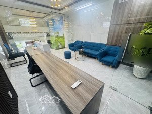 bán toà nhà mặt tiền sân bay ( khu hiếm nhà bán) - 6 tầng vừa ở vừa thuê công ty - chỉ 18,9..tỷ