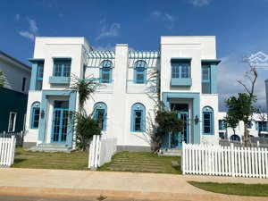 bán cắt lỗ sâu biệt thự song lập 8x20m giá 4.2 tỷ gần hồ bơi đường chính 16m rẻ nhất novaworld