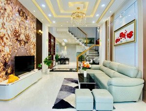 gần nguyễn thị thập quận 7 - nội thất lung linh - hẻm an ninh - 4.4x15.3m - 5 tỷ 5