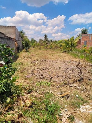 chính chủ bán lô đất dt 668.3m2 nở hậu đối diện khu công nghiệp tân hương, châu thành