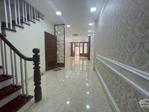 bán nhà võng thị , 45m , 5 tầng, vị trí đẹp, nhà đẹp ở ngay, full nội thất!