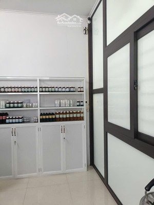 mảnh đất vàng còn sót lại 212m2 nguyễn khoái hbt - cách phố lớn chỉ 15m - ô tô vào nhà