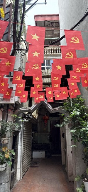 bán đất xuân đỉnh - 60m mặt tiền 8m ngõ thông . gần cổng chào xuân đỉnh - gần kosmo và các trường