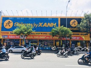 siêu khan hiếm! bán nhà mặt tiền bàu cát. dt: 20 x 40m - nhà cấp 4 - hđt: 190tr/th. giá 72 tỷ