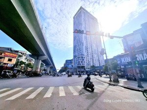 lê trọng tấn hàng xóm parkcity, nhà dân xây 51m, ô tô ngủ trong nhà sổ hoa hậu đẹp long lanh