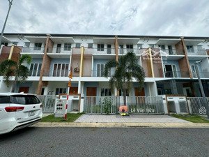 bán căn 3 tầng sun casa hoà lợi 80m2 giá 2,85 tỷ