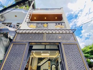 nhà phố trung tâm nằm ngay trên đường phạm phú thứ, tân bình. giá 4.27tỷ/đang có hợp đồng thuê 20tr