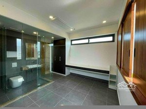 nhà vip quận phú nhuận, giá 7,6tỷ đường phan đăng lưu gần bệnh viện hxh 5m hẻm thông shr