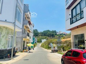 căn nhà vị trị đắc địa khu an sơn đà lạt - nội thất cao cấp - 5pn- đường lớn!