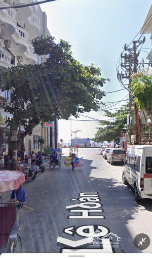 bán gấp đất tại lê hoàn sầm sơn, cacs biển 100m thanh hóa, giá tốt 20 tỷ