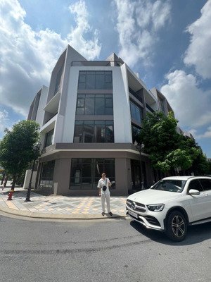 siêu phẩm góc 3 mặt tiền tại vinhomes oceanpark 3 140m giá 22.x tỷ