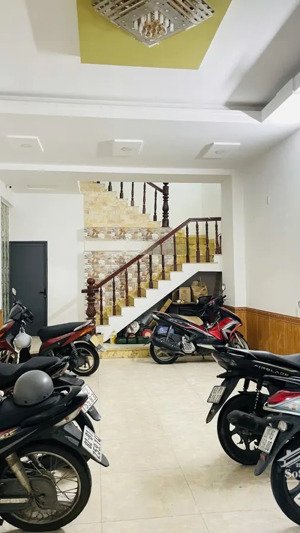 bán nhà dòng tiền 372 triệu/năm đường bình lợi, phường 13, quận bình thạnh. chính chủ bán