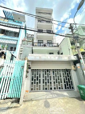 (cực hiếm chdv xe hơi thông )
- lê quang định bt gv cạnh pvđ đi sân bay 10p
- 95m2 x 6 tầng - 12p k