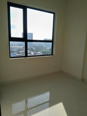 cần bán gấp căn hộ green river, 2pn, nhà đẹp, nội thất trống tiện decor theo ý thích