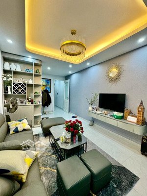 bán nhà phân lô xã đàn, lô góc 2 mặt thoáng, thang máy, bãi đỗ xe oto, nhà mới, giá chỉ 10 tỷ