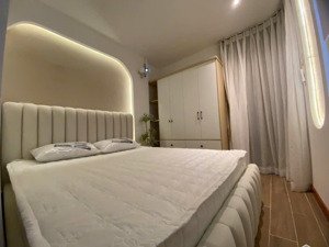 bán nhà căn hộ dịch vụ 14 phòng- trung tâm bình thạnh -vị trí tiện cho thuê