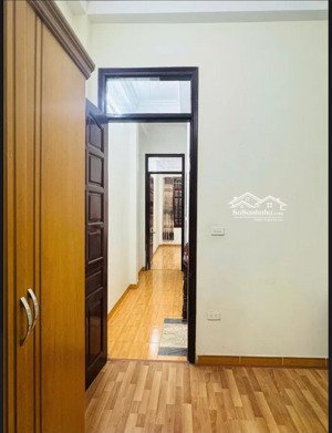 nhà đẹp quận thanh xuân - gần công an quận tx- cạnh ubnd phường-gần các trường học 46m 4t hơn 12 tỷ