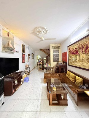 ngay tân canh, đường 8m trải nhựa, 90m2, 3 tầng , khu vip, 14.2 tỷ tl