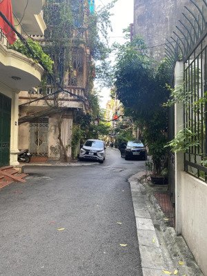 chính chủ bán nhà võ thị sáu 71m, lô góc, ngõ rộng, thoáng, gần phố, 71m, 4 tầng, ở hoặc giữ tiền