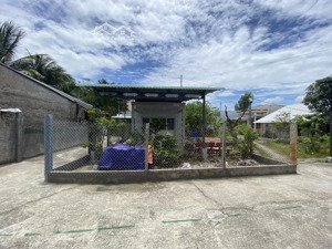 cho thuê nhà ở tổng dt : 288m2 gần các cơ quan ban ngành nhà nước không gian rộng rải yên tĩnh