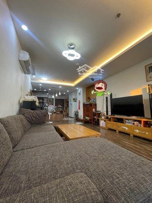 căn hộ tập thể 90 m2 mặt phố lê thánh tông, vị trí đắc địa ngã 3 lý thường kiệt - phan chu trinh.