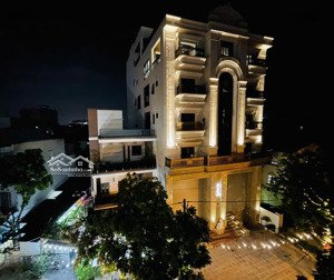 siêu phẩm phân lô 2 mặt tiền ô tô tránh vỉa hè đá bóng kđt văn phú kinh doanh đỉnh cao