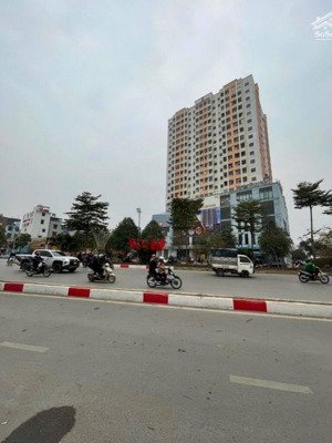 bán chung cư lộc ninh chúc sơn 53.3 m2
