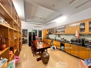 bán nhà đội cấn 45m, 5 tầng, ngõ thông , kinh doanh , ô tô đỗ , nhà dân xây, căn góc , ở ngay