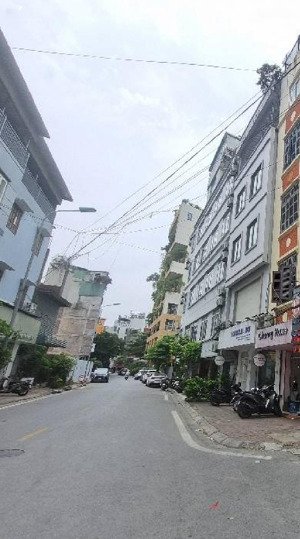 bán ccmn trung tâm đống đa dòng tiền ổn định 50tr/tháng full phòng. gần chợ. tàu điện trên cao