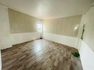 siêu phẩm nhà 6 tầng - 10 phòng - trước nhà xe ba gác - hàng xóm chợ phùng khoang - sổ đỏ nở hậu