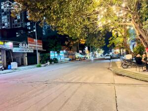 NHÀ 5 TẦNG – 25 PHÒNG – TRUNG TÂM DĨ AN