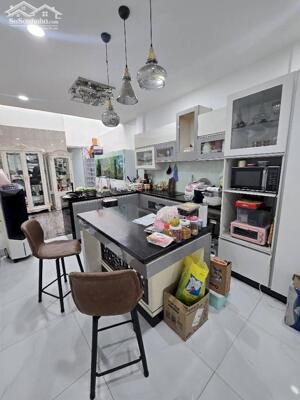 Tân Bình, nhà đẹp ở ngay, hẻm XH 1 trục, giáp Đặng Văn Ngữ_Lê Văn Sỹ, 3Pn, 80m2, 9.65 Tỷ