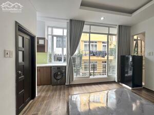  CĂN HỘ FULL NỘI THẤT – BAN CÔNG RỘNG – ÁNH SÁNG NGẬP TRÀN - ngay SÂN BAY - TÂN BÌNH